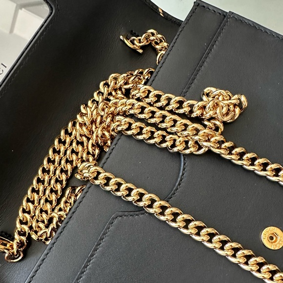 Gucci Diagonal GG Chain Wallet - Picture 11 of 11